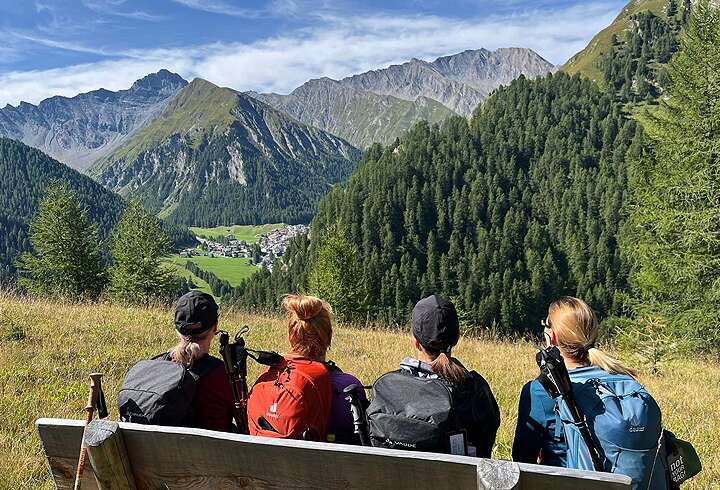 Liikuntamatkat logo.