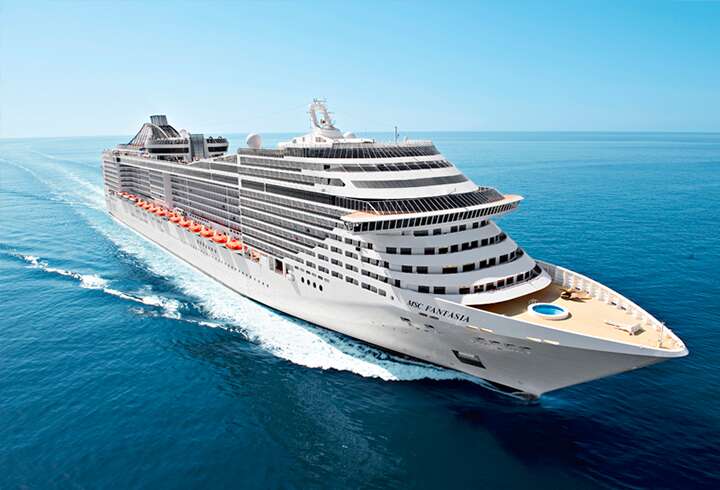 MSC Fantasia risteilee Kanarian saarten risteilyllä. 