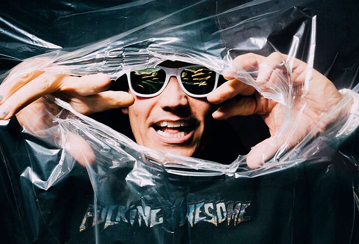 Petri Nygård esiintymässä Victorialla. 