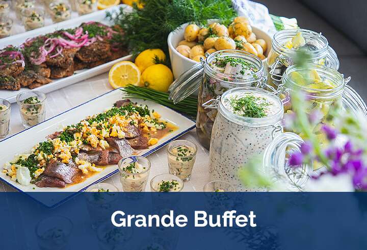 Päivä Tukholmassa risteilyn buffet tarjoiluja. 