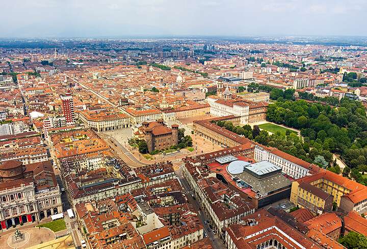 Torinon kaupunki ilmasta kuvattuna. 