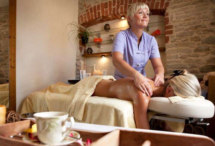Vihulan Kartanon spa-osaston hieronta-ja hyvinvointipalvelut