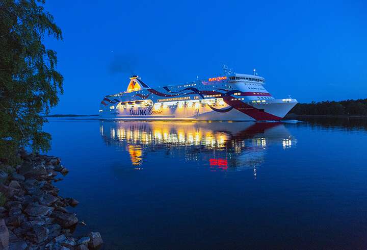 Lasit risteily kilistys.