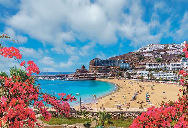 Puerto Rico ja ranta Gran Canarialla