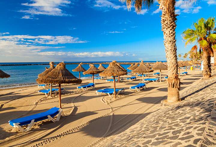 Los Cristianosin ranta Teneriffalla