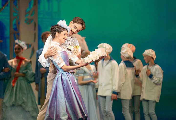 Tallinnan oopperatalossa esiintymässä Anna Karenina.