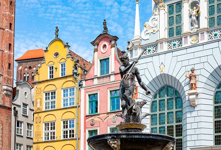 Gdanskin värikkäät rakennukset.