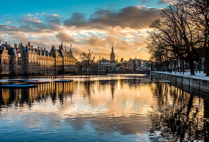 Haag Binnenhof ja kanaali.