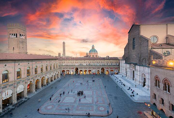 Bolognasta lennetään kotiin. 