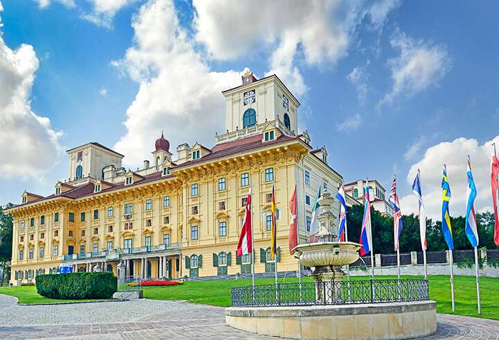 Esterhazyn linna Eisenstadtissa