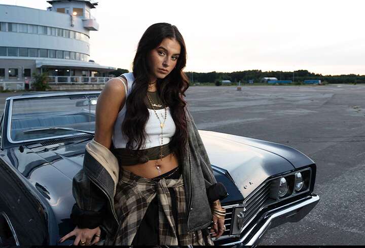 Mirella esiintymässä Gracella.