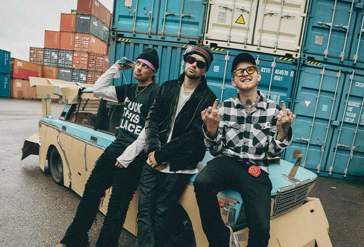 Mouhous bileristeilyllä.