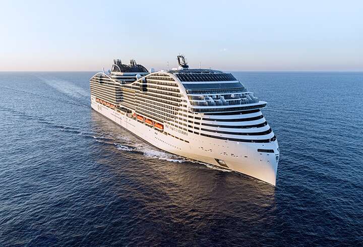 MSC World Europa risteilee Läntiselle Välimerelle. 
