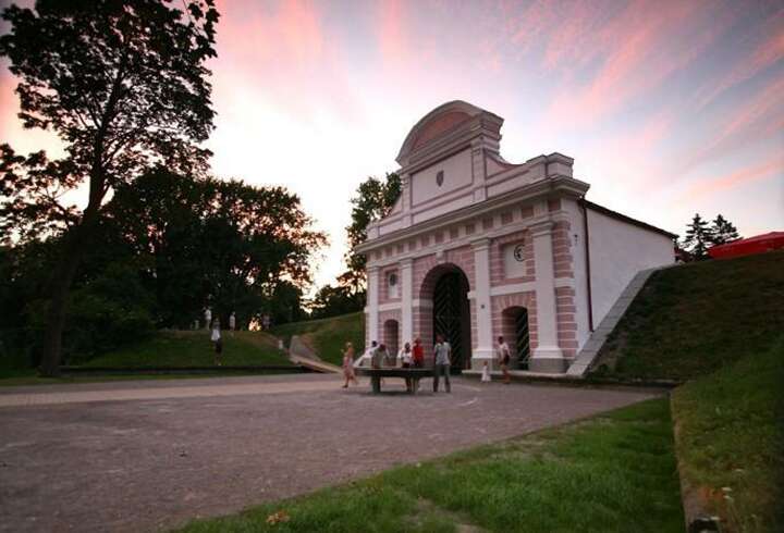 Pärnu Tallinnan portti.