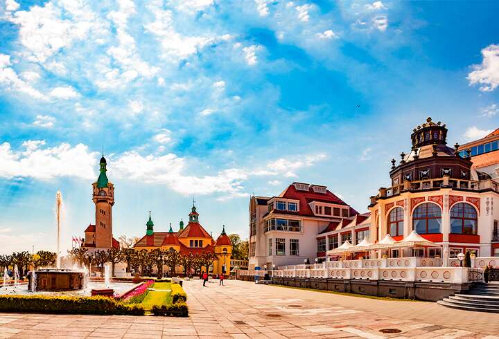 Sopotin arkkitehtuuri on yksityiskohtainen. 