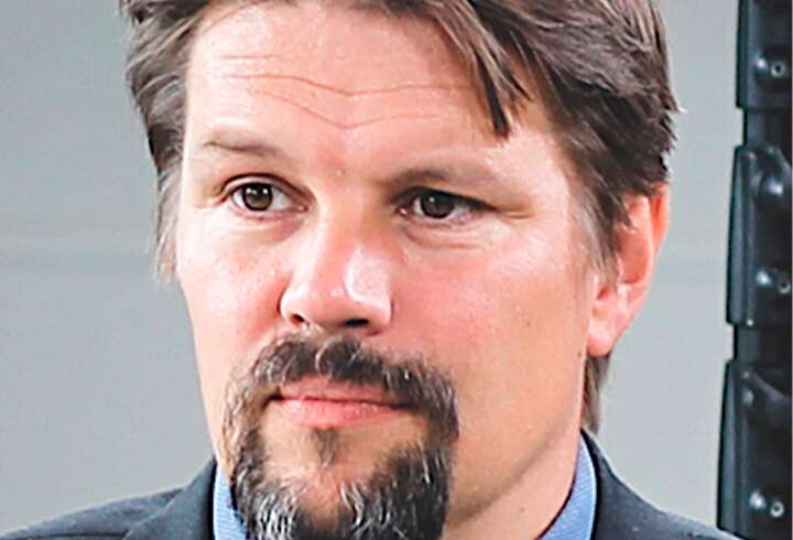 Rami Ojares Israel risteilyllä. 