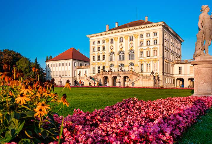 Nymphenburgin linna.