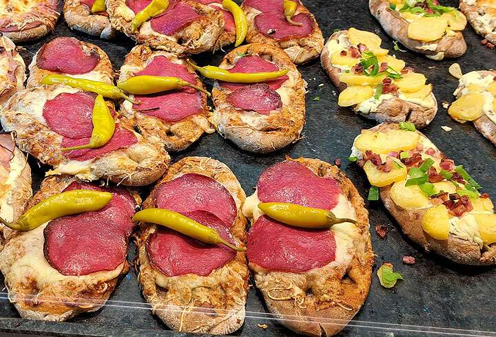 Herkuttelua Saksan joulutorien lomassa. 