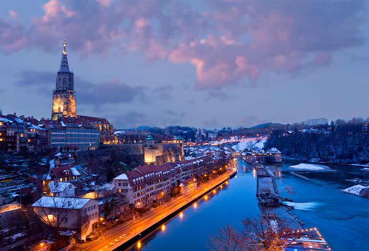 Sveitsin pääkaupunki Bern.