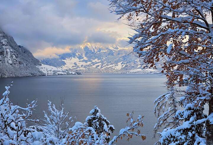 Luzernin järvi talvella. 