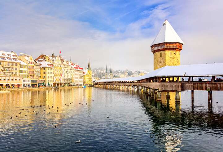 Luzernin aurinkoiset ja talviset maisemat.