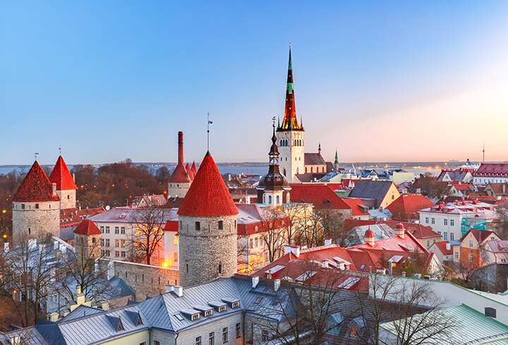 JouluJolla 8 -risteilyltä maihin Tallinnaan.