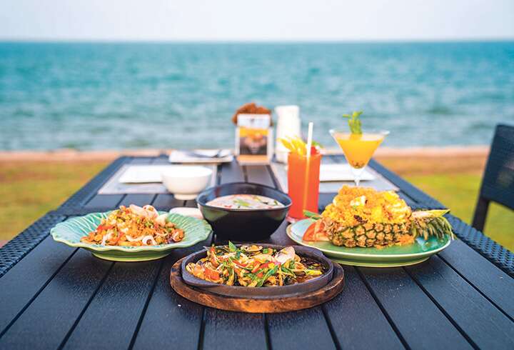 Rantaravintola Hua Hinissä