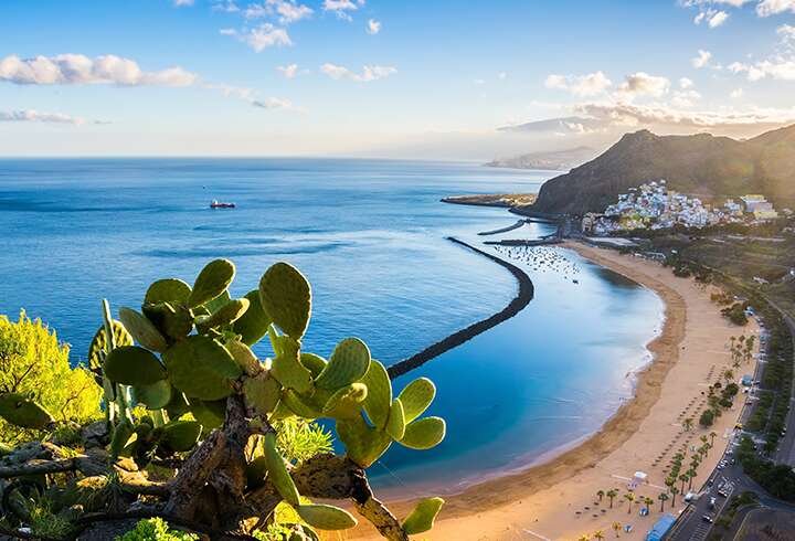 Playa del Ingles Kanarian saarten risteilyn kohteena. 